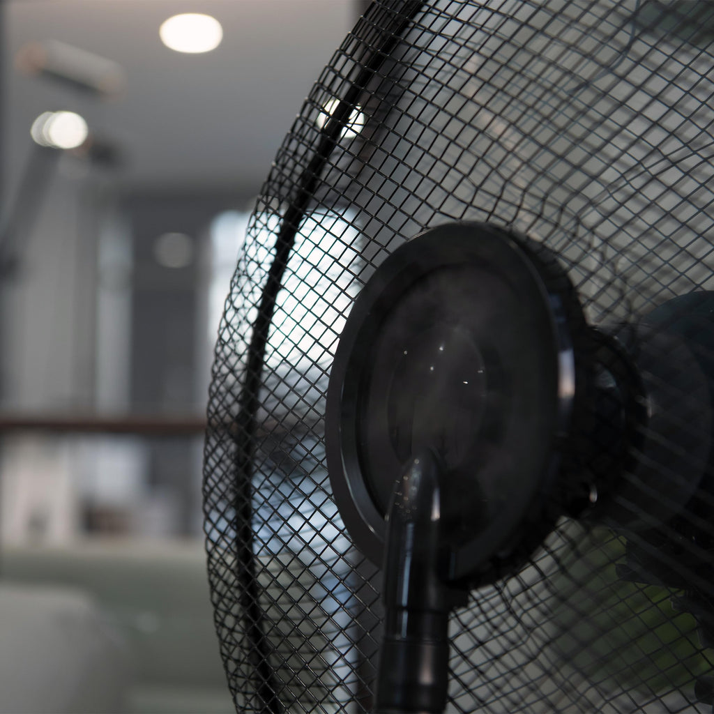 47" Misting Oscillating Pedestal Fan with Water Tank, Remote, Timer, 3 Speeds, Black White X616